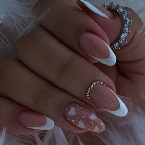 Perfeccionamiento Profesional en Uñas Esculpidas